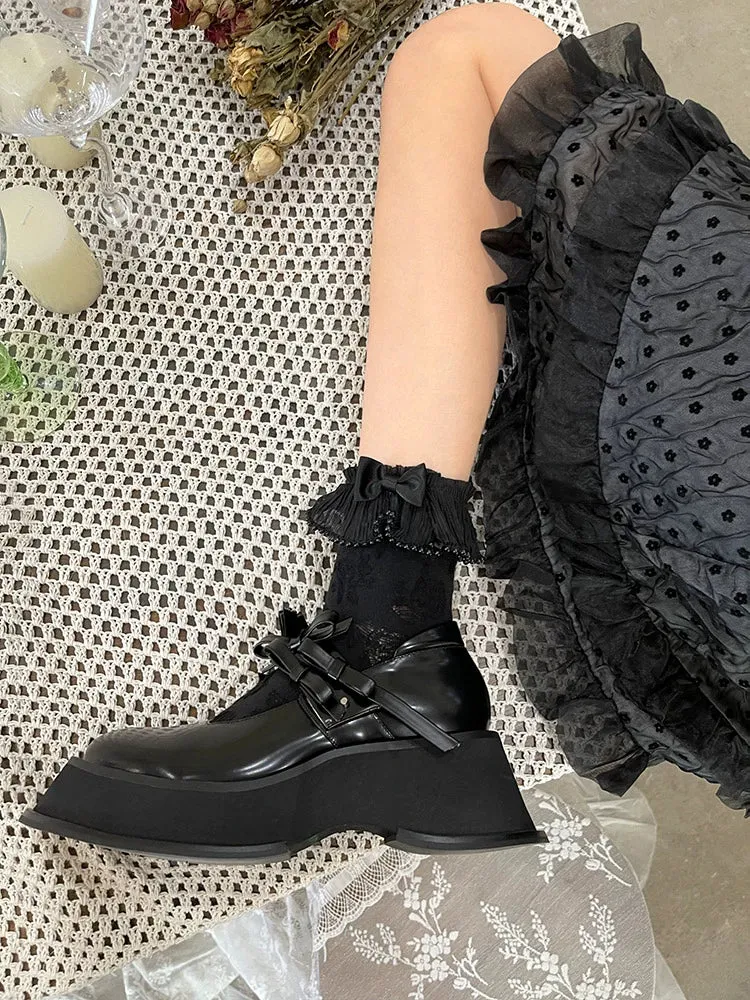 Floral Ruffled Ankle Socks