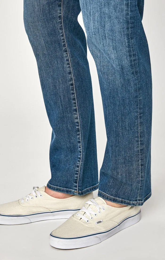 MATT RELAXED STRAIGHT LEG IN DARK INDIGO WILLIAMSBURG