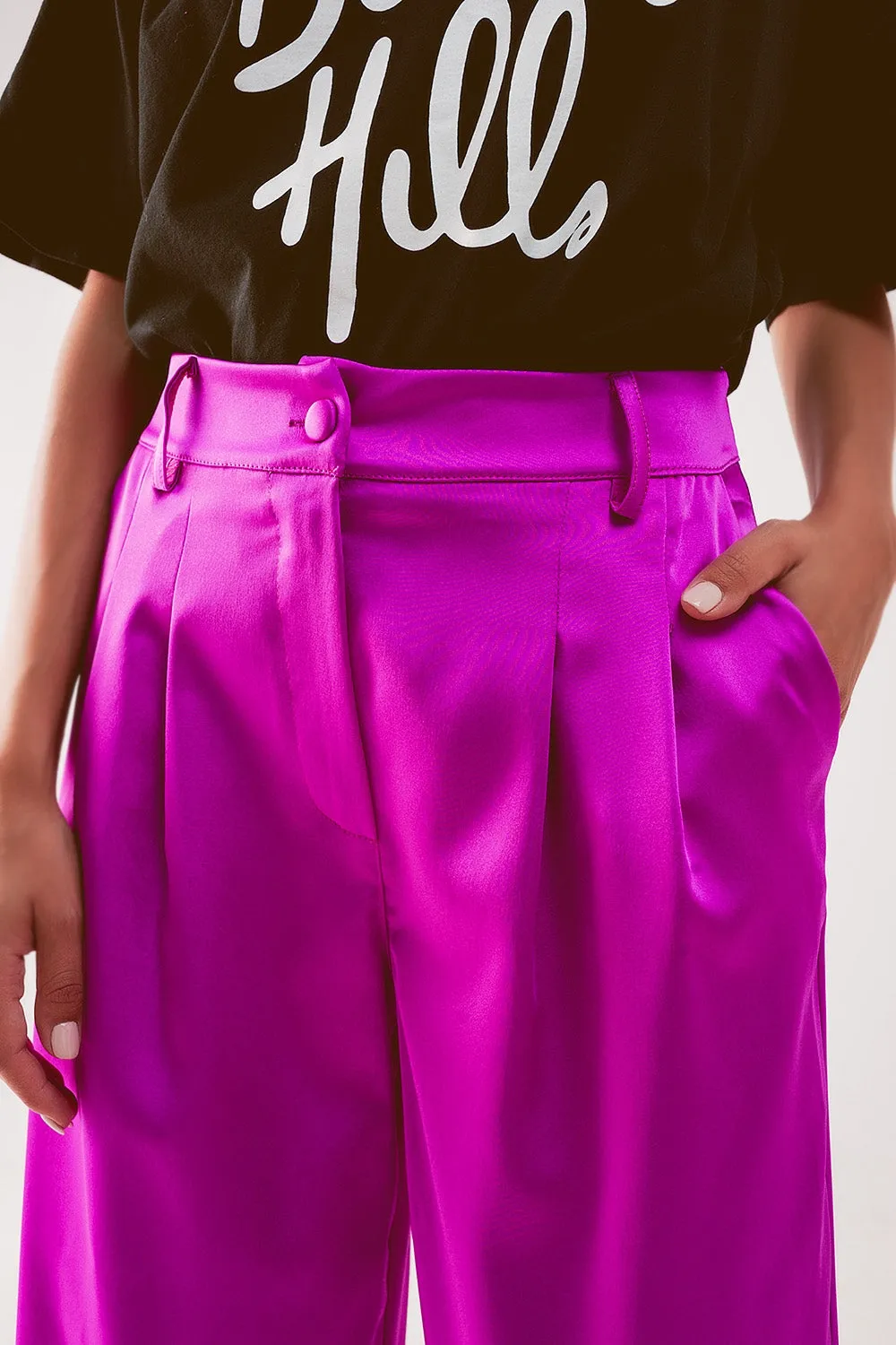 Palazzo Pleated Wide Leg Pants in Solid Fuchsia | Q2
